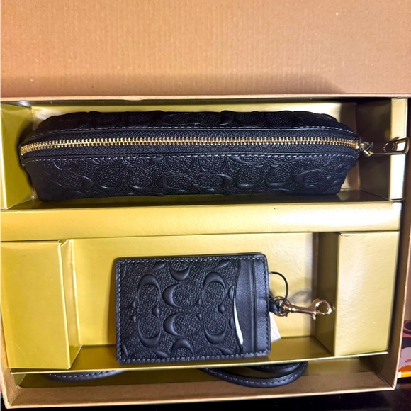 BNIB Coach lanyard and pencil case - Picture 1 of 2